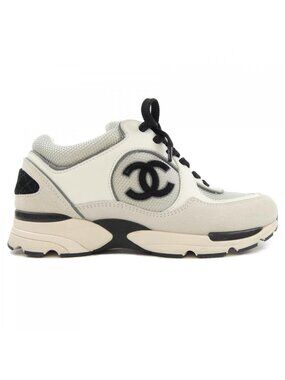 Chanel Sneakers Beige